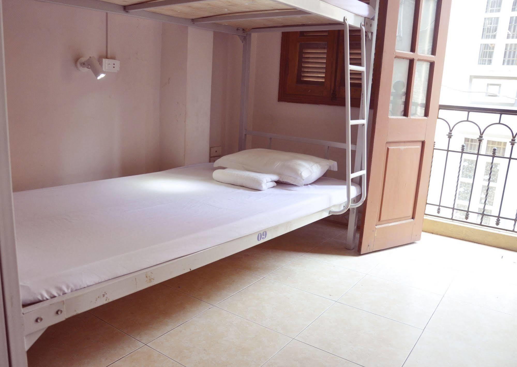 Hanoi Downtown Hostel Esterno foto