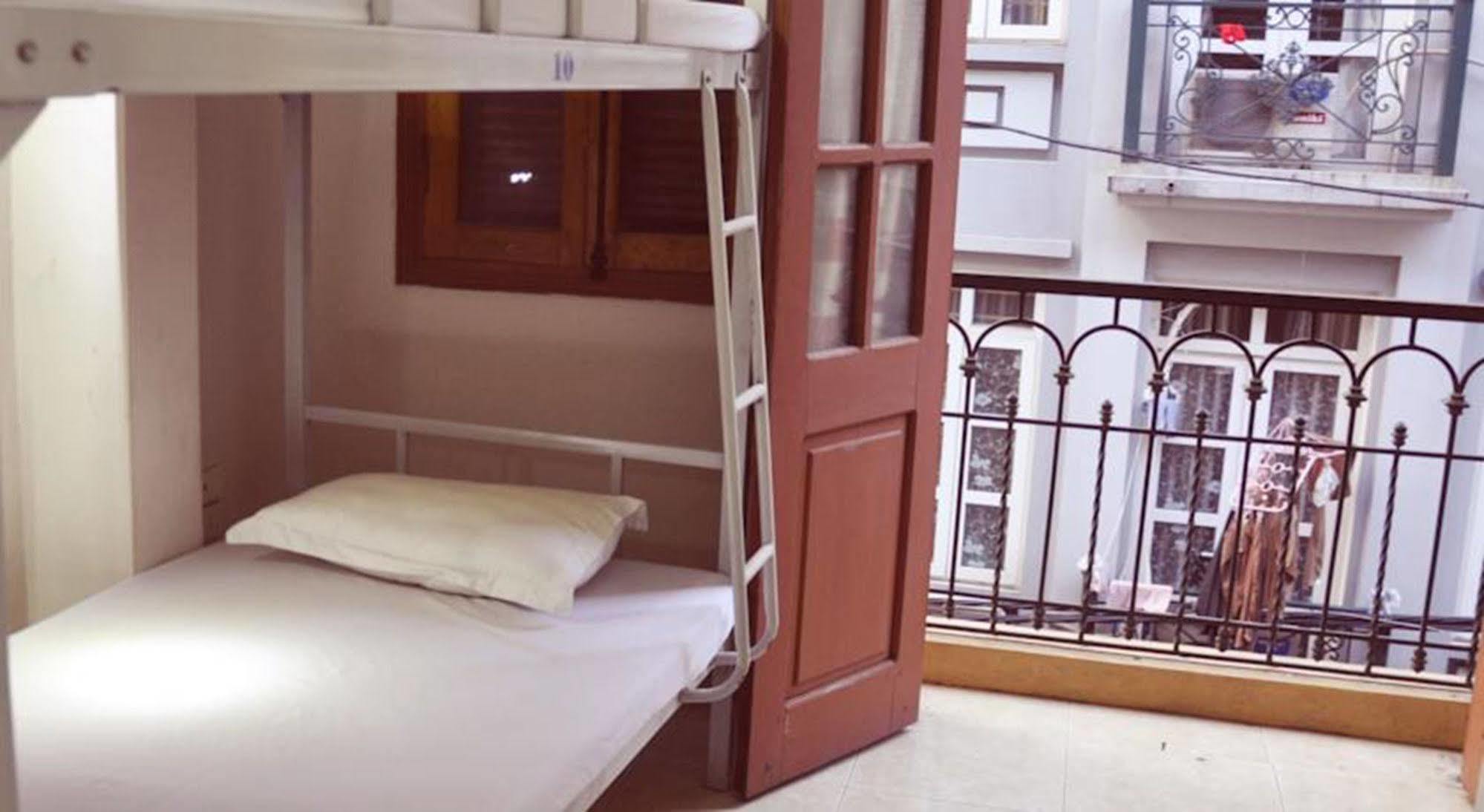 Hanoi Downtown Hostel Esterno foto